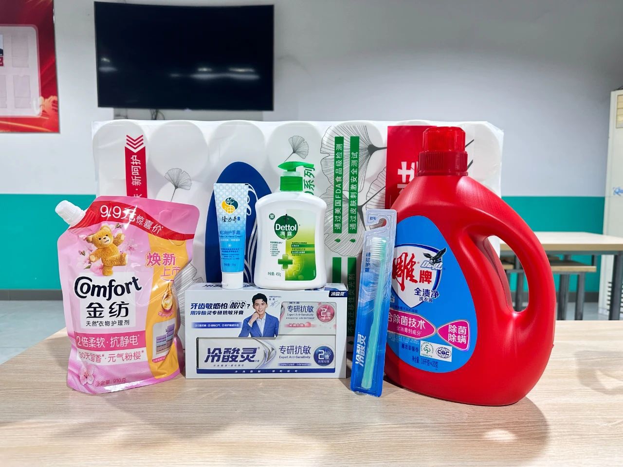 【致敬芳華 感恩有你】濃情三八節(jié)，愛意獻(xiàn)給她